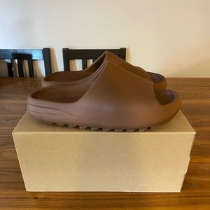 Yeezy Slide Flax